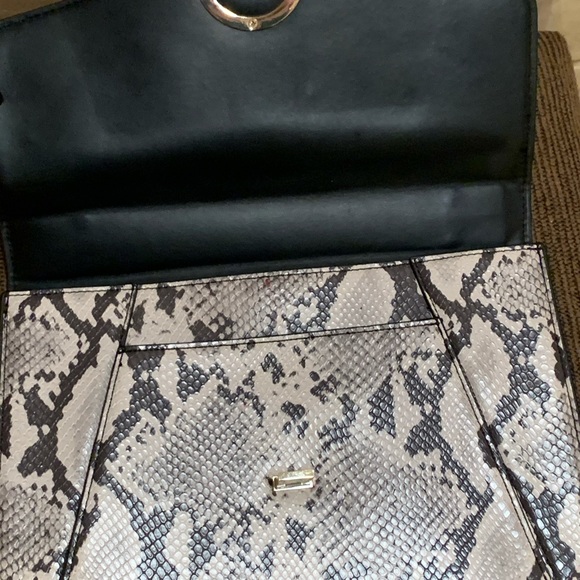 Mango snake print fish handbag - Picture 10 of 17